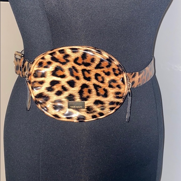 Vince Camuto belt bag - Picture 5 of 6